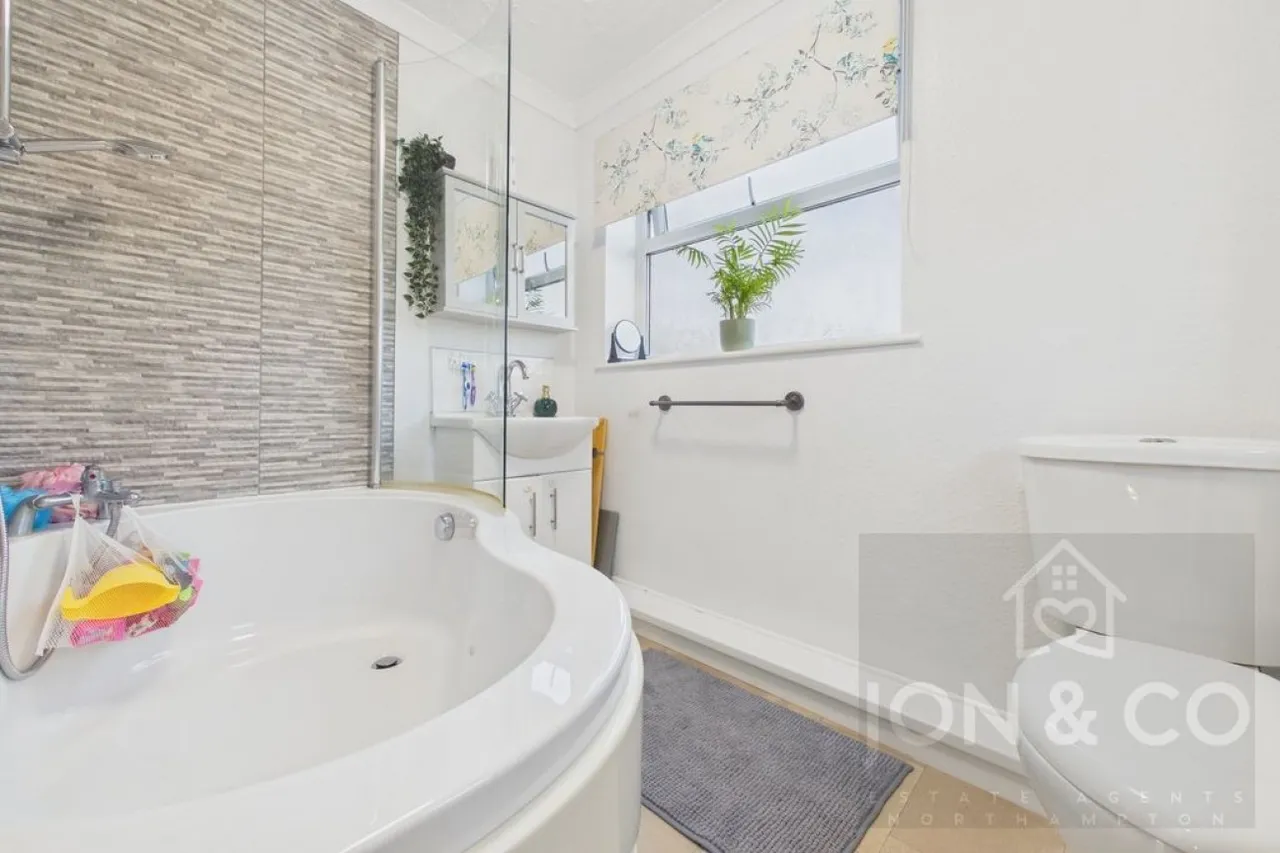Reynard Way, Kingsthorpe, NN2, photo 12