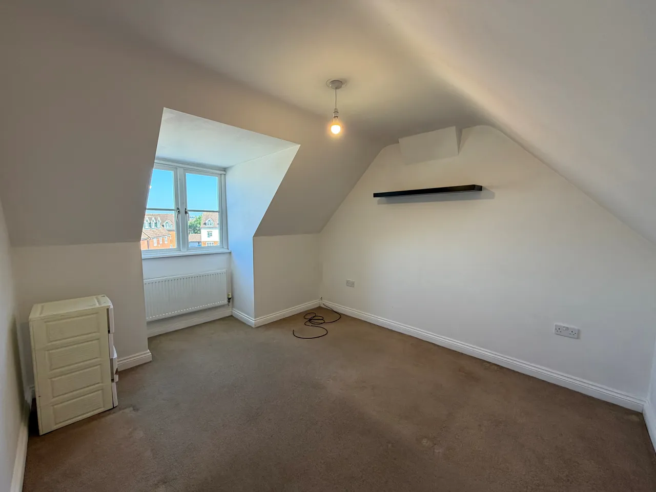 O'Neill Road, Grange Farm, photo 9