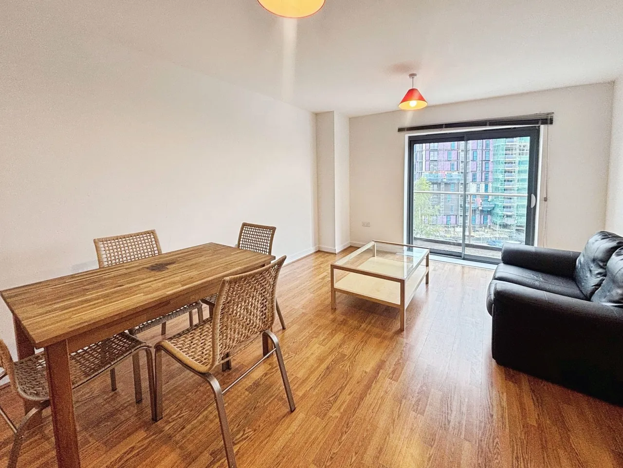 2 bed flat to rent, Bouverie Court, Leeds, LS9