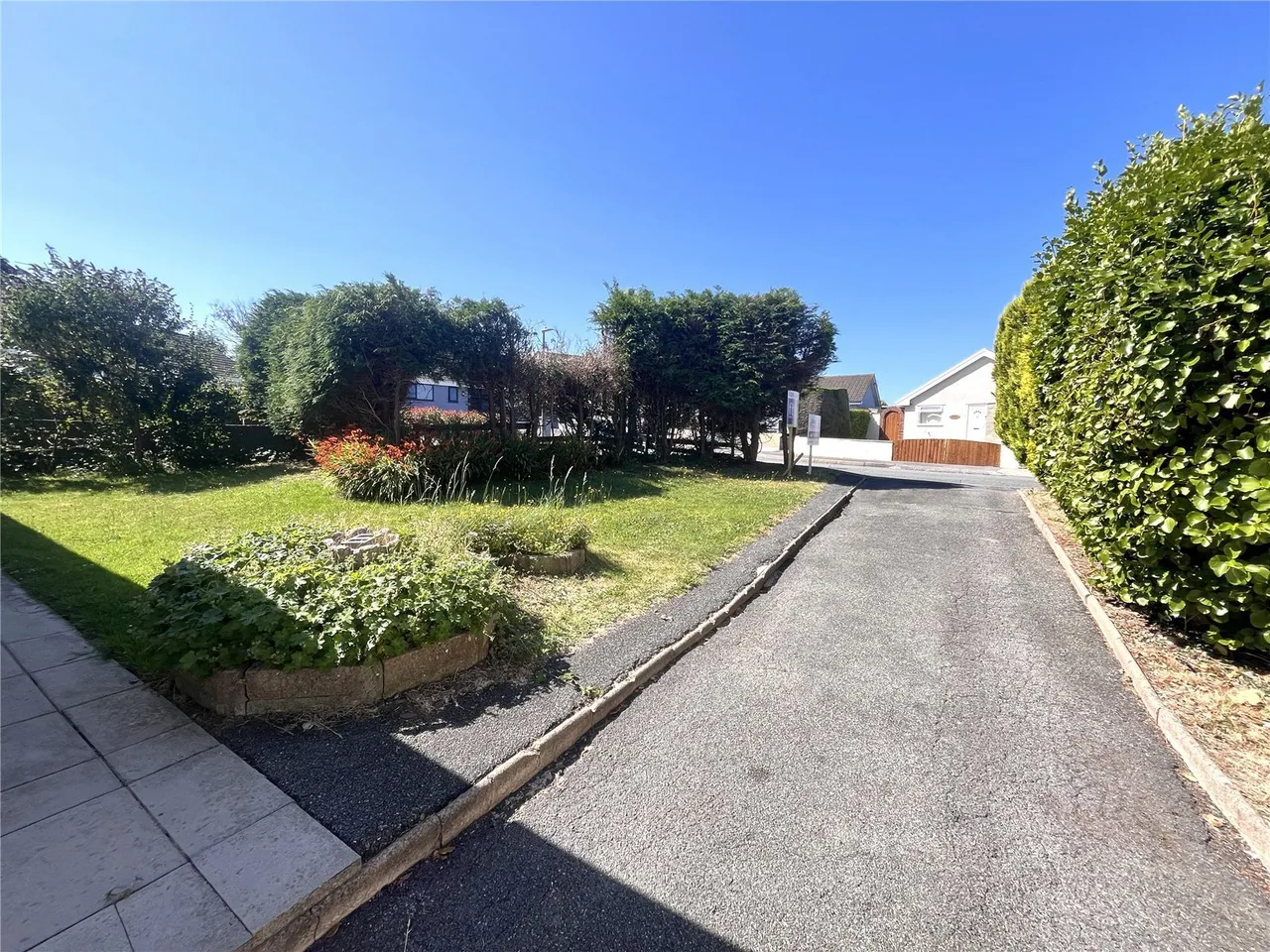 Cricket Grove, Hundleton, SA71, photo 6