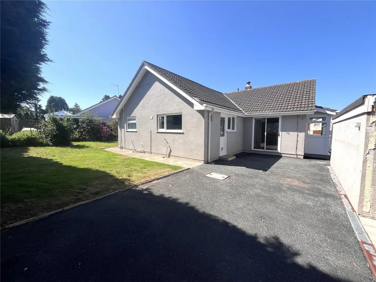 3 bed house for sale, Cricket Grove, Hundleton, SA71