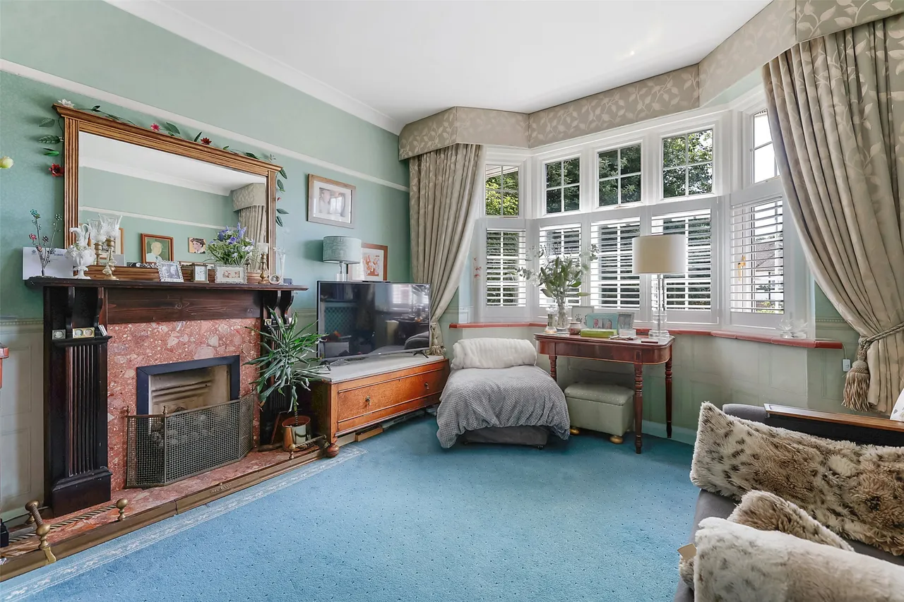 Downs Way, Tadworth, KT20, photo 4