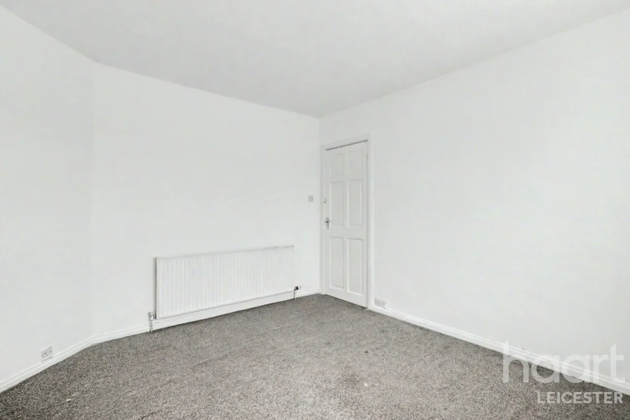 Colchester Road, Leicester, LE5, photo 14