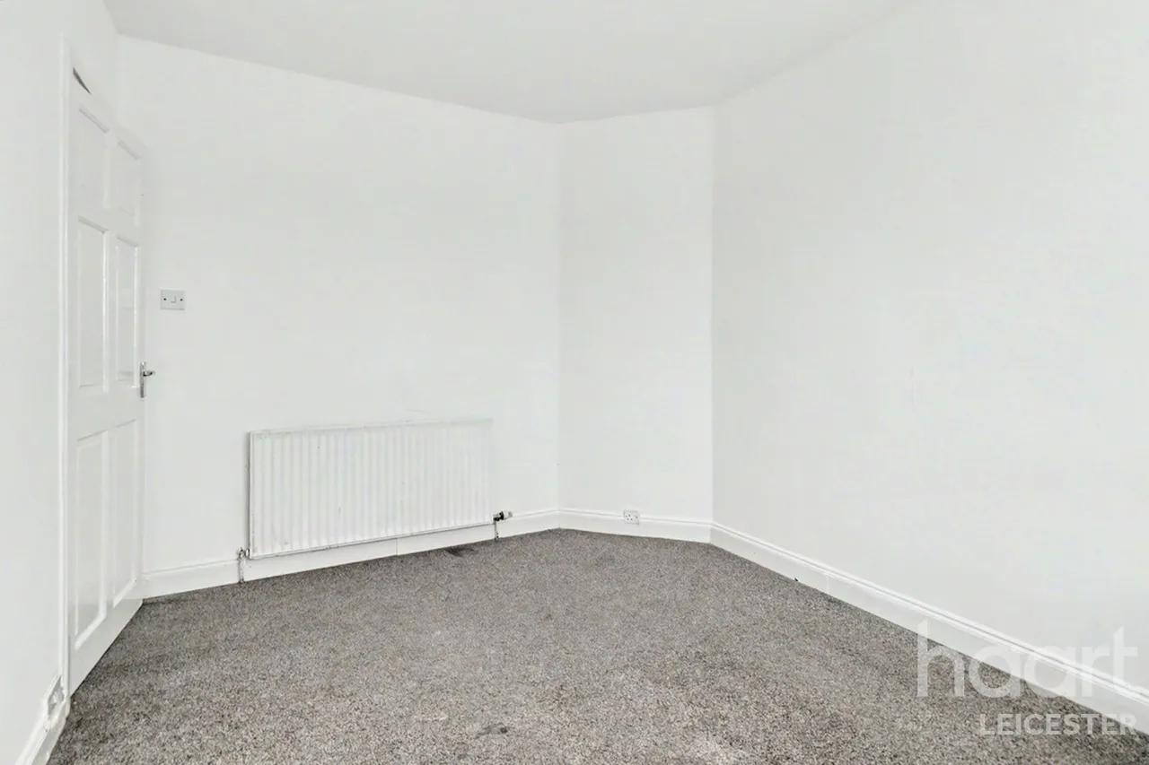 Colchester Road, Leicester, LE5, photo 12