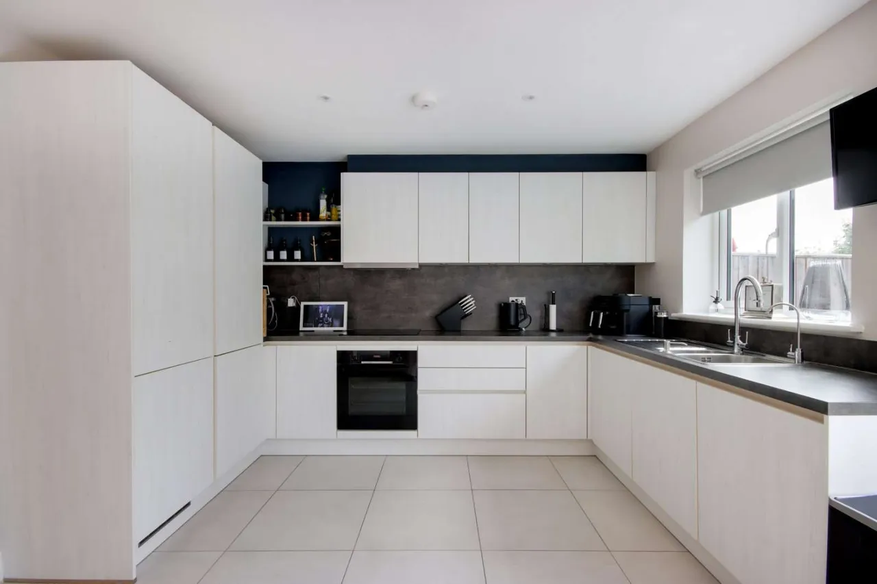 Dynes Road, Kemsing, Sevenoaks, Kent, TN15 6RA, photo 8