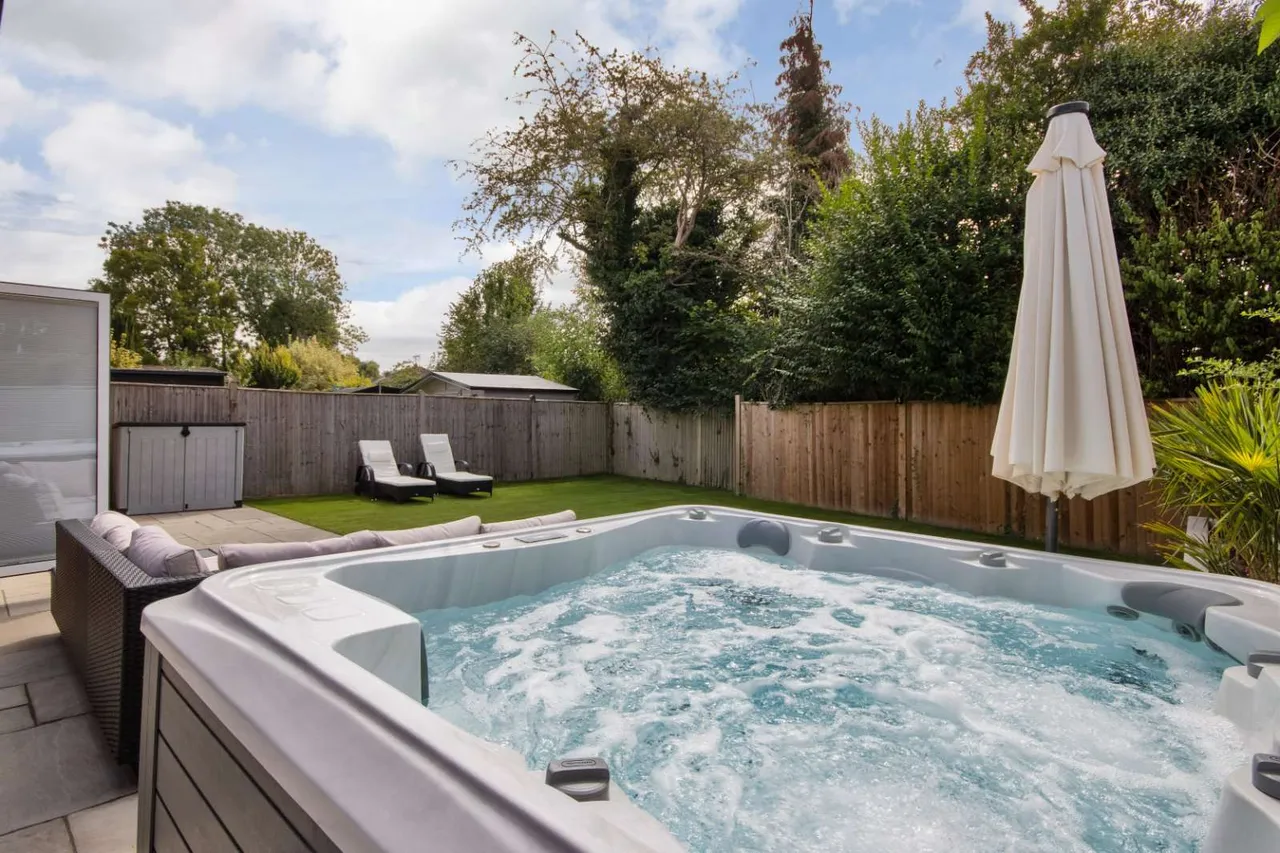 Dynes Road, Kemsing, Sevenoaks, Kent, TN15 6RA, photo 7