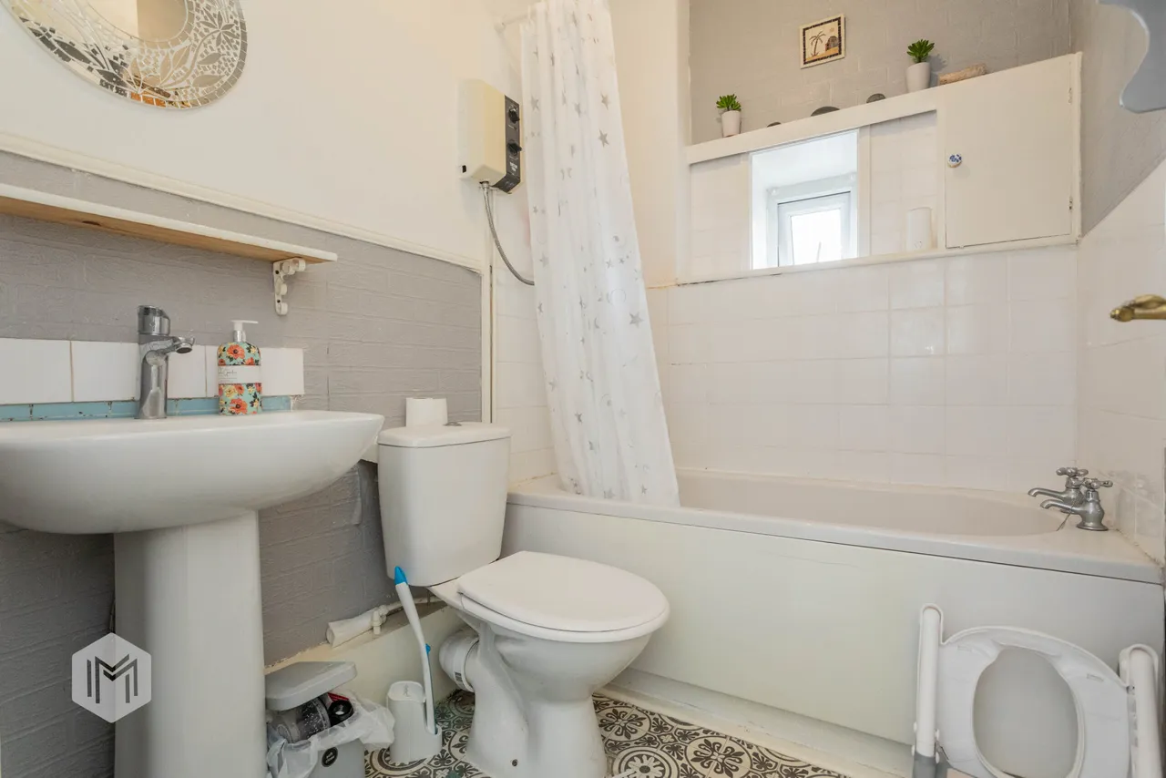 Back Caley Street, Bolton, BL1 5QW, photo 14