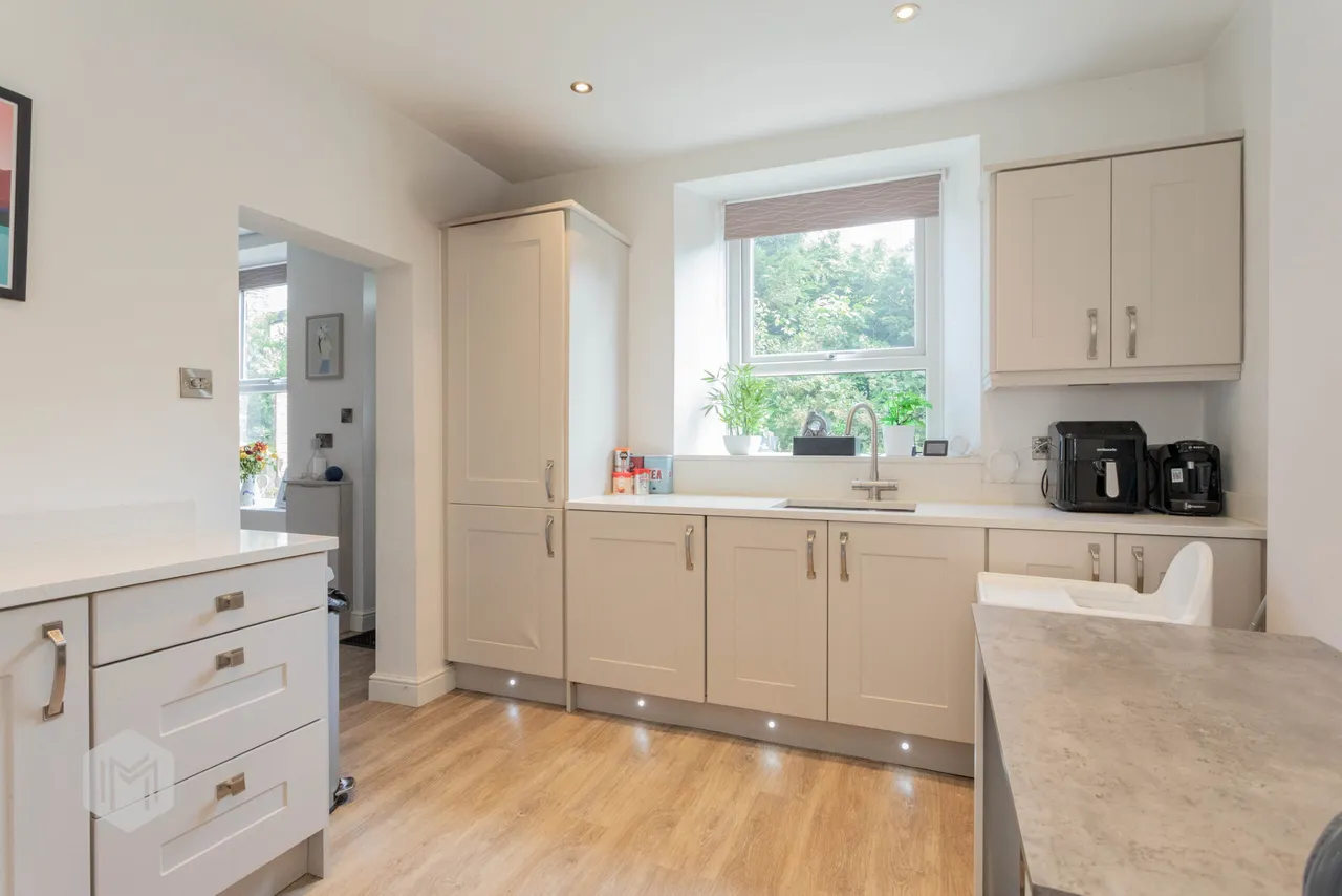 Back Caley Street, Bolton, BL1 5QW, photo 3