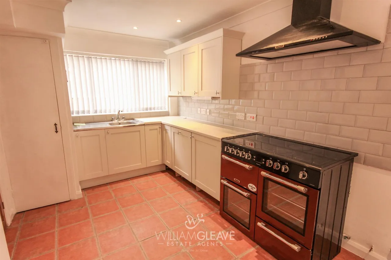 County Road, Leeswood, CH7, photo 2