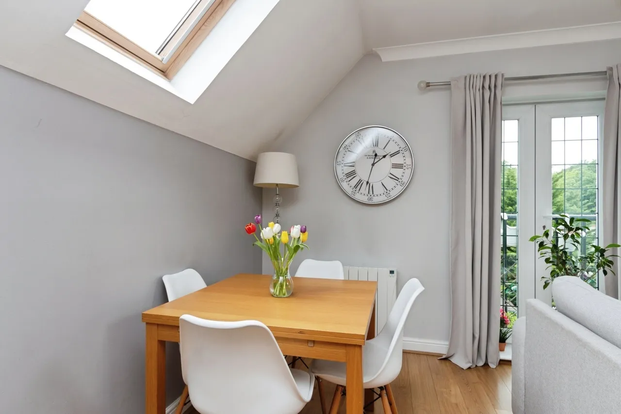 London Road, Camberley, GU15, photo 6
