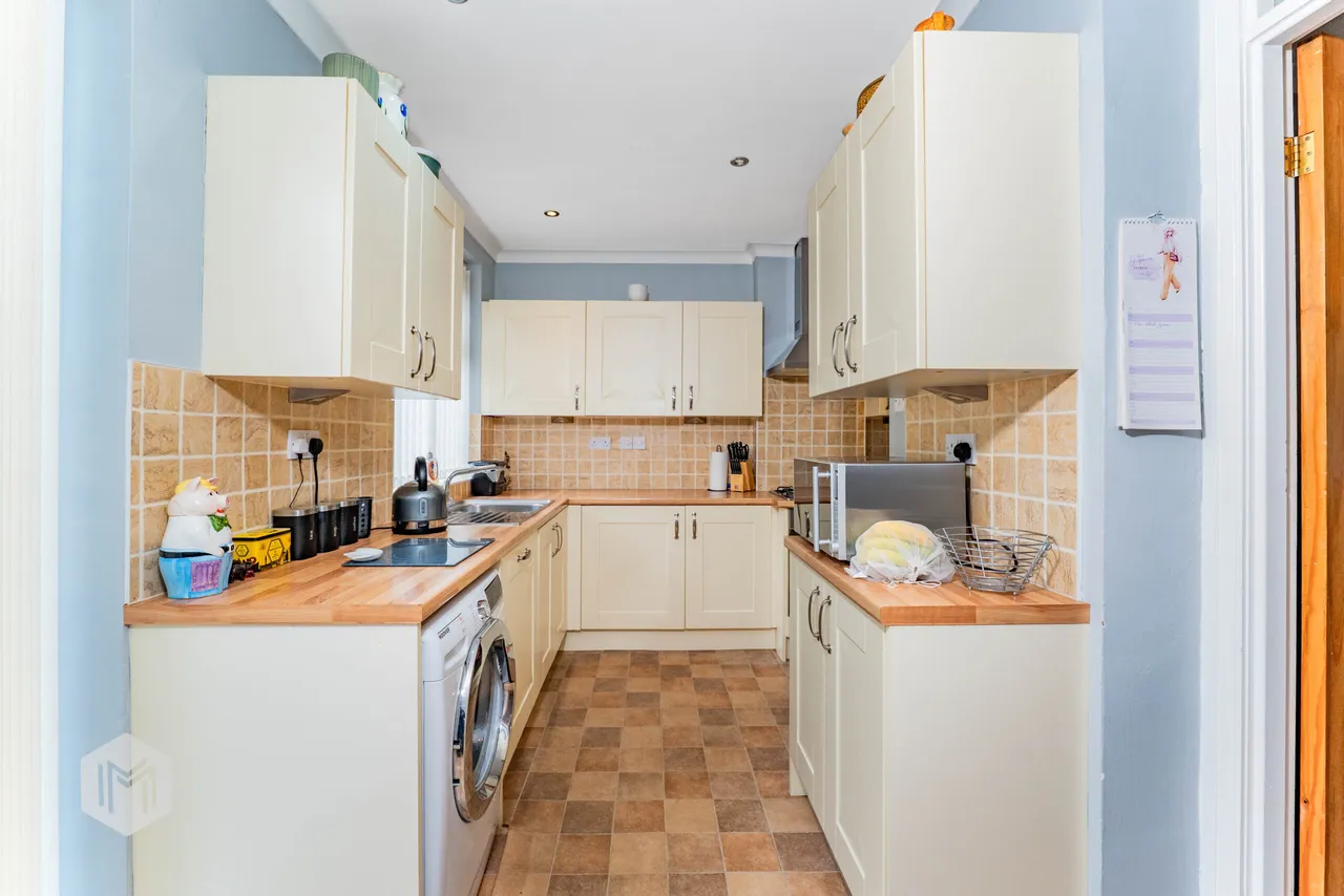 Middleton Road, Middleton, M24, photo 4