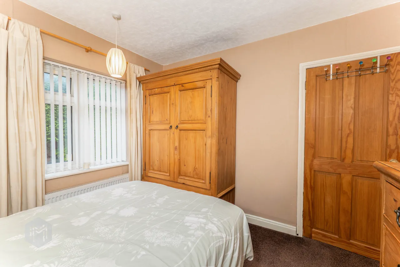 Middleton Road, Middleton, M24, photo 19