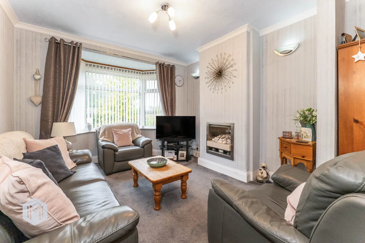 Middleton Road, Middleton, M24, photo 2