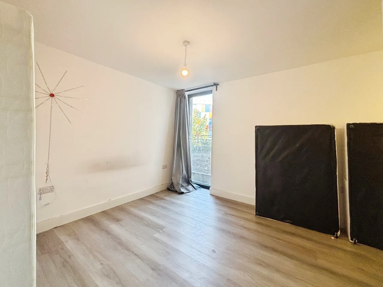 Farnborough Road, Farnborough, Hampshire, GU14 7HN, photo 8