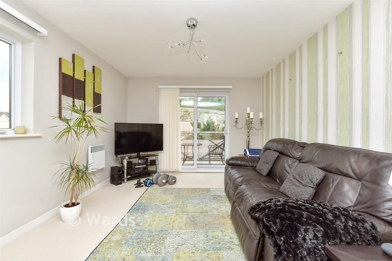 Poynder Drive, Snodland, ME6, photo 3