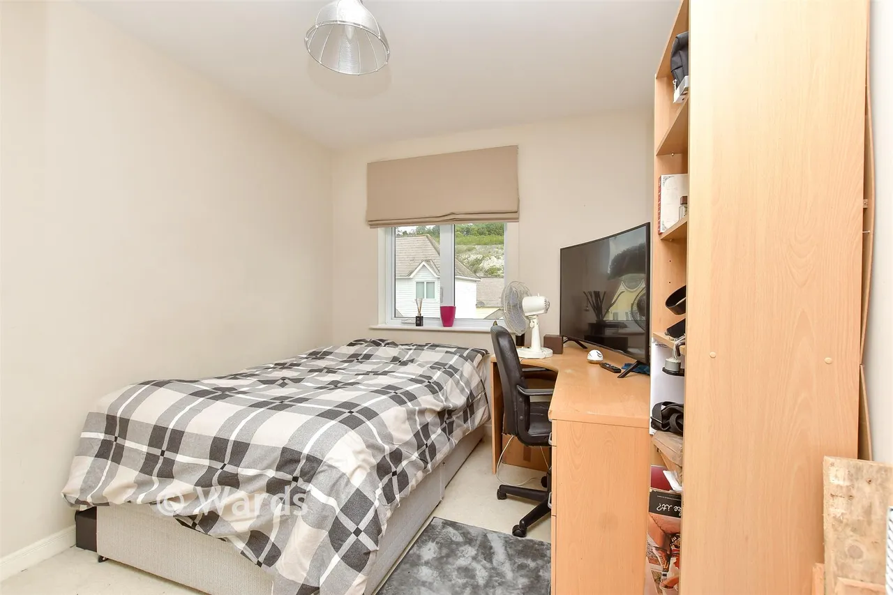 Poynder Drive, Snodland, ME6, photo 7