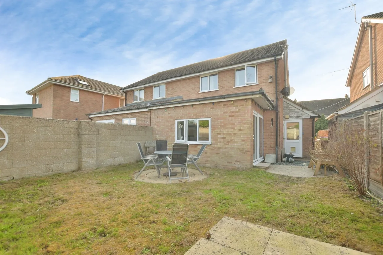 Eastern Road, Lydd, TN29, photo 6