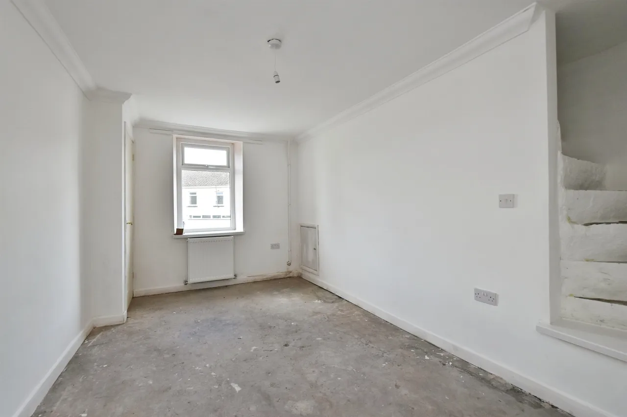 Cardiff Road, Aberdare, CF44, photo 5