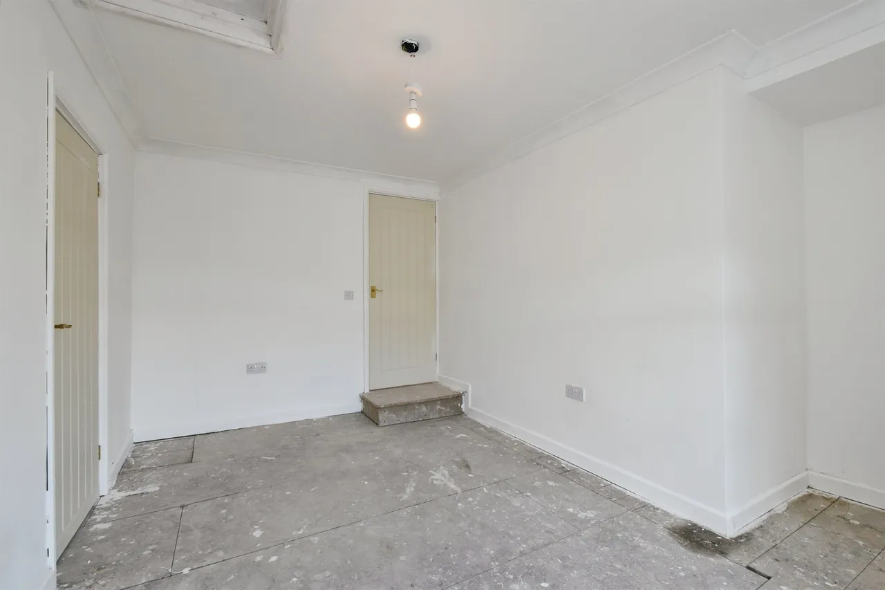 Cardiff Road, Aberdare, CF44, photo 10