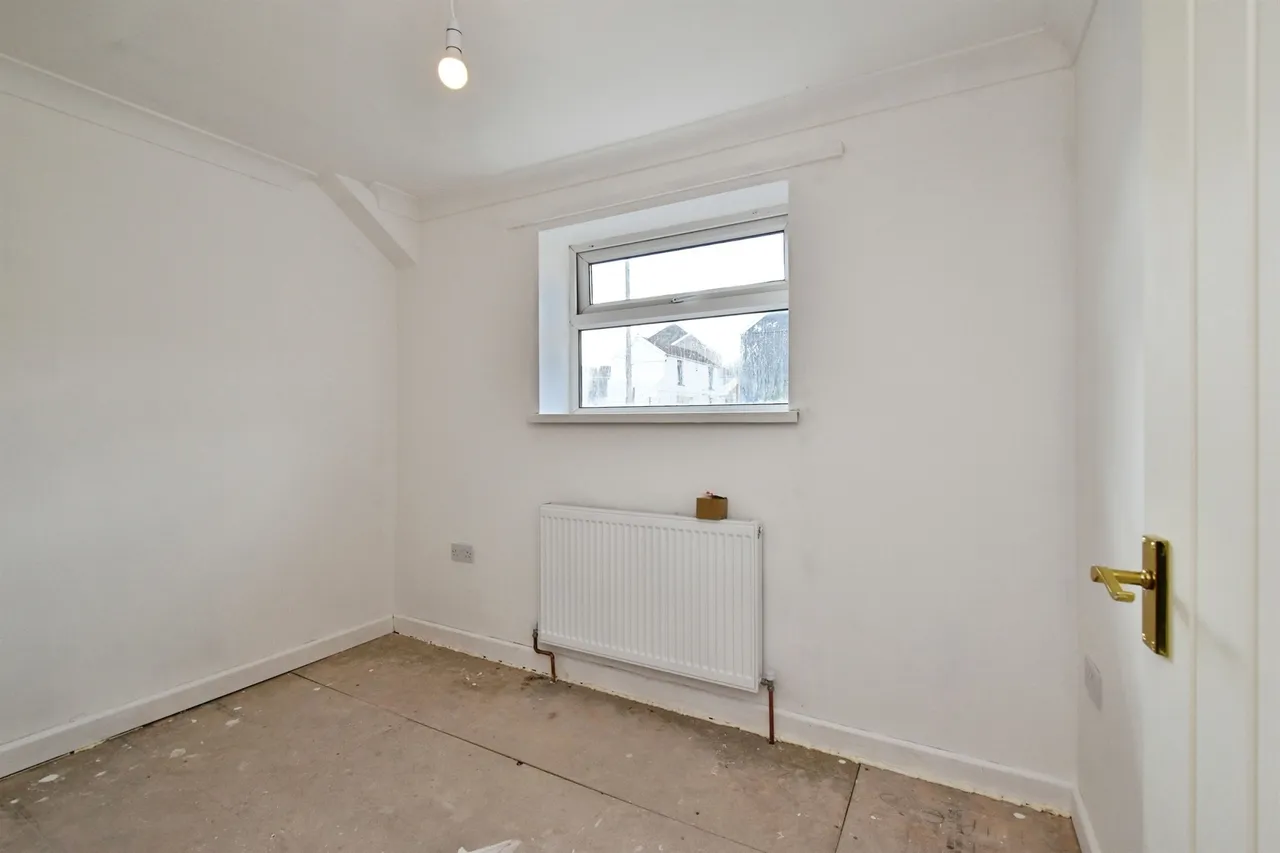 Cardiff Road, Aberdare, CF44, photo 14