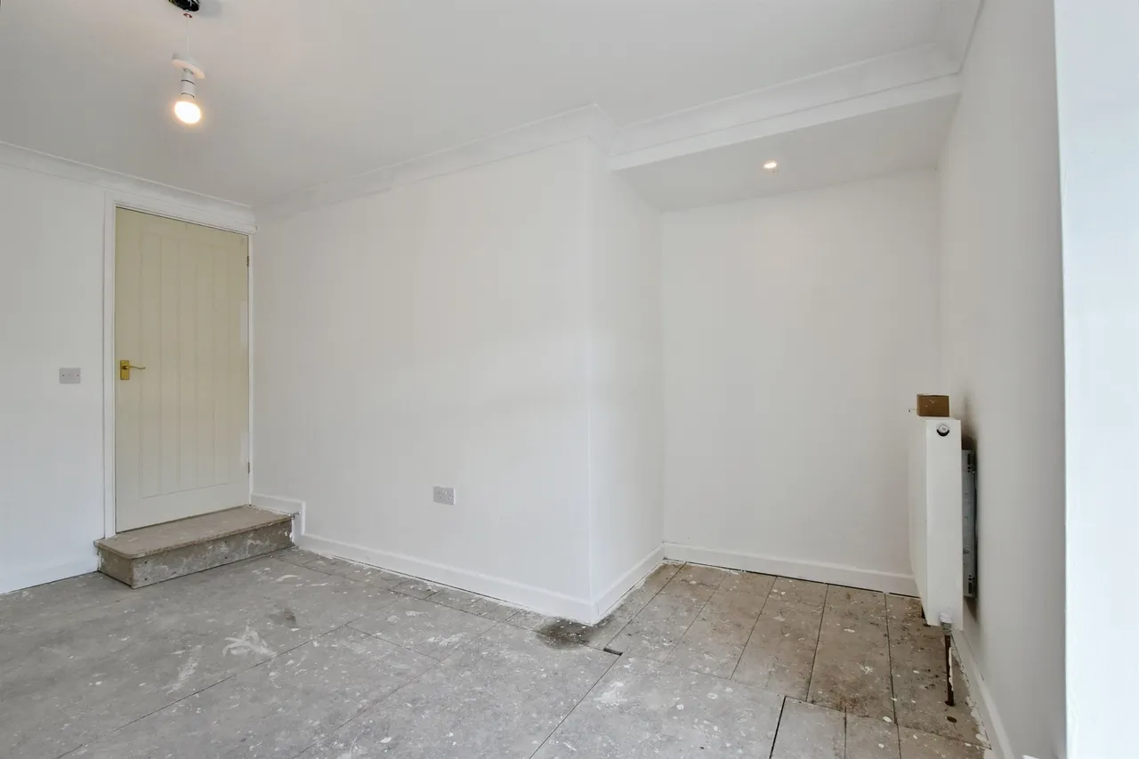 Cardiff Road, Aberdare, CF44, photo 11