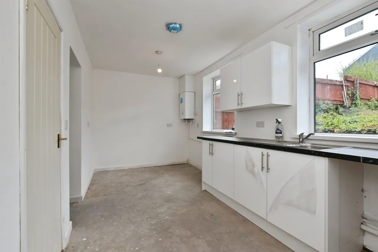 Cardiff Road, Aberdare, CF44, photo 3