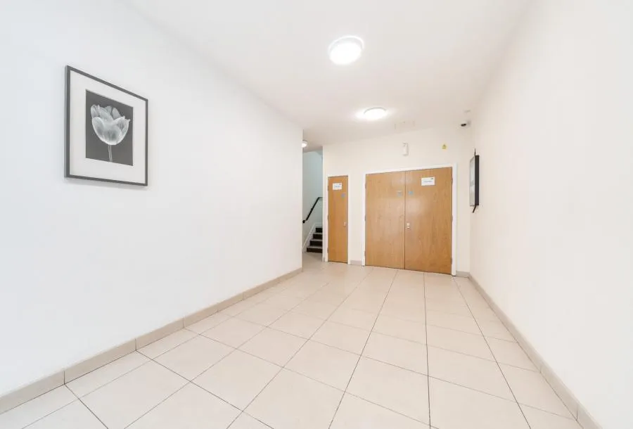 Boulevard Drive, London, NW9, photo 10
