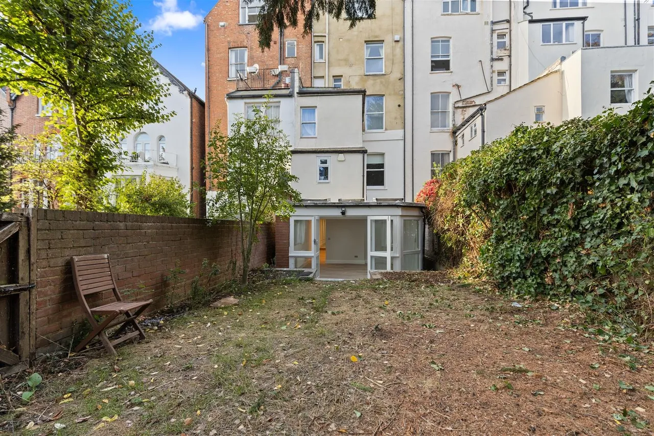 Canfield Gardens South Hampstead, London, NW6, photo 12