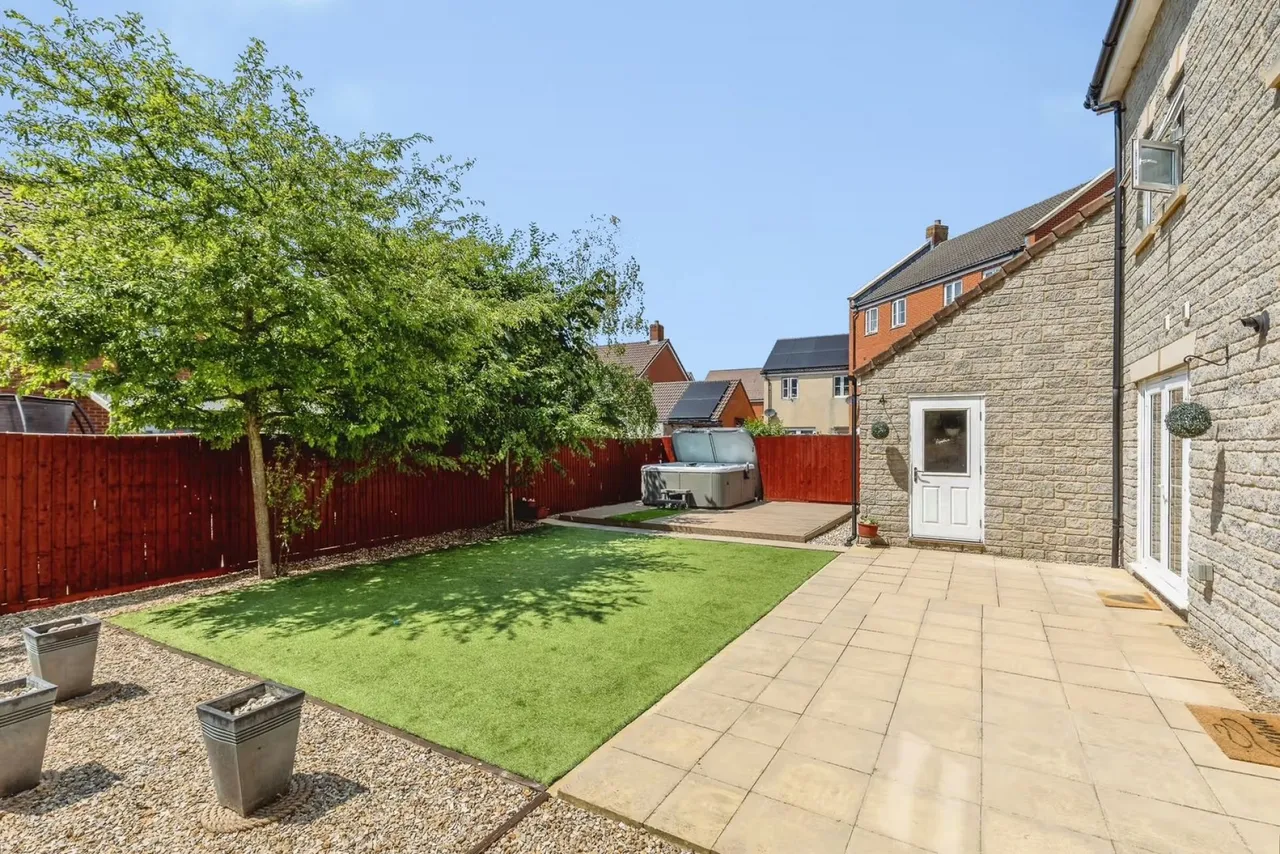 West Wick, Weston-Super-Mare, BS24, photo 25