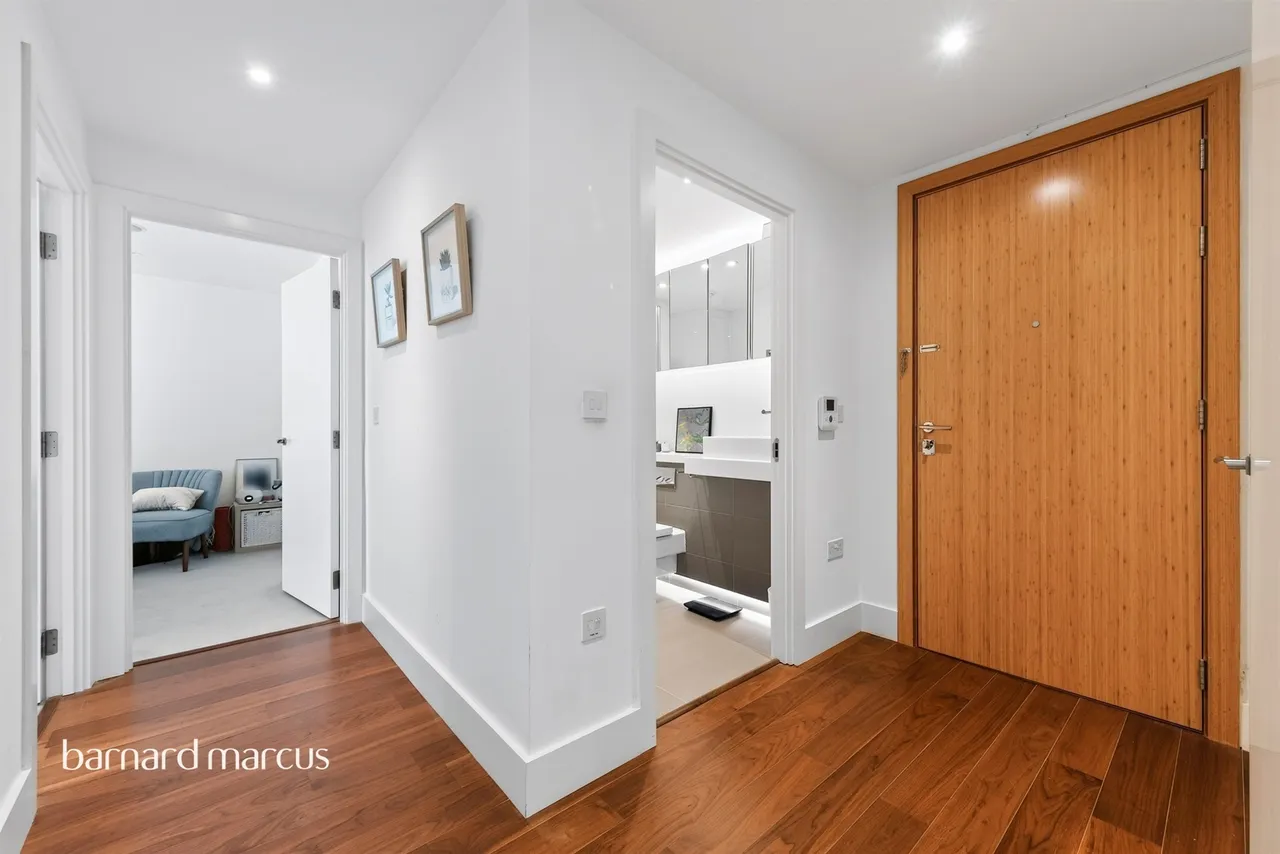 Upper Richmond Road, London, SW15, photo 11