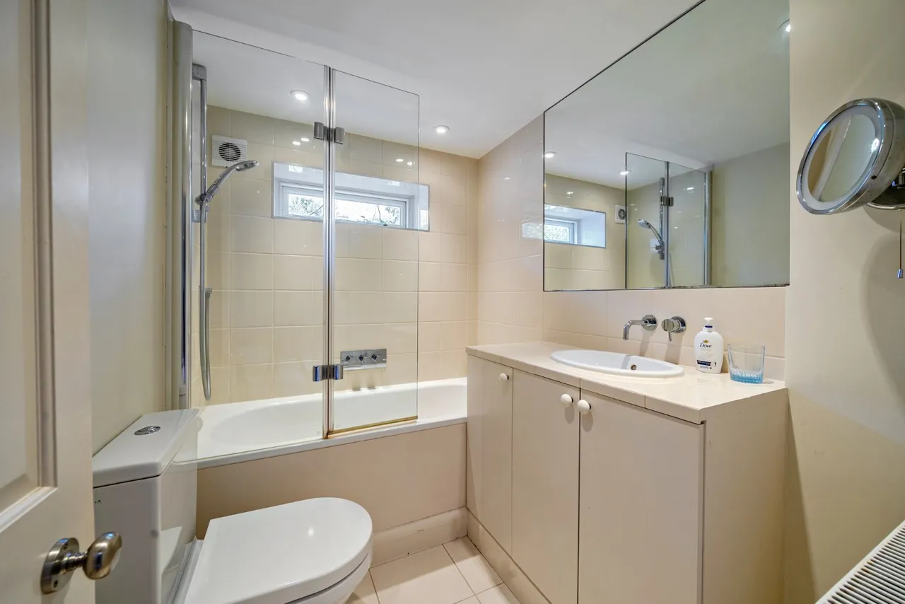 Barclay Road, Fulham, London, SW6, photo 11