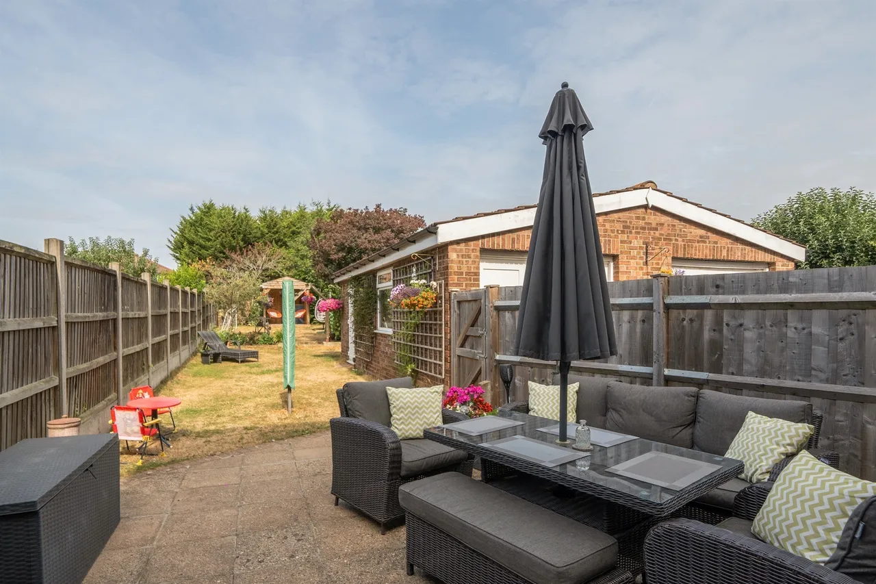 Ladysmith Road, Enfield, EN1, photo 2