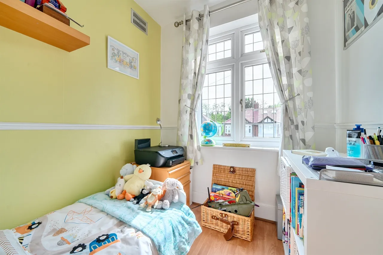 Ladysmith Road, Enfield, EN1, photo 10