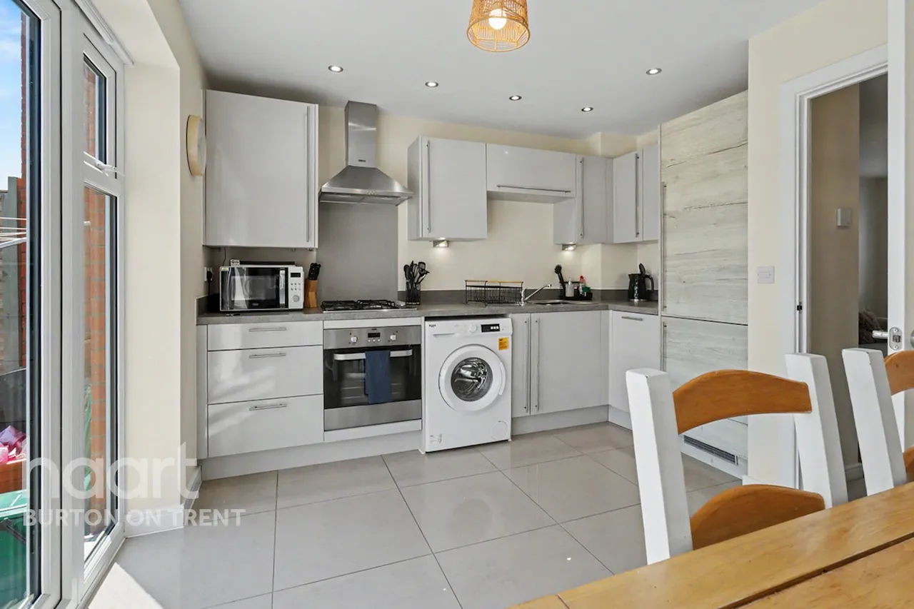 Osprey Drive, Burton-On-Trent, DE14, photo 6