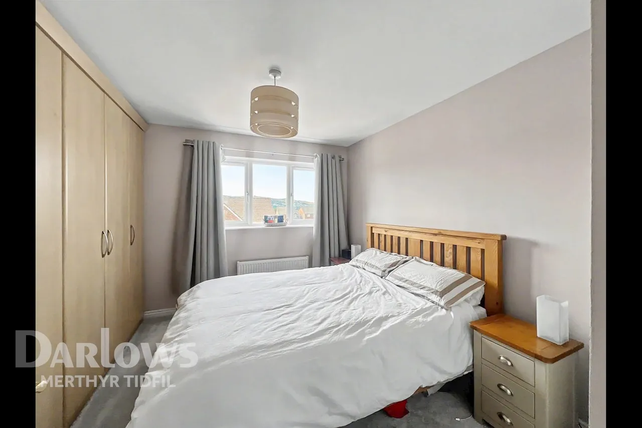 Hawthorn Drive, Merthyr Tydfil, photo 18