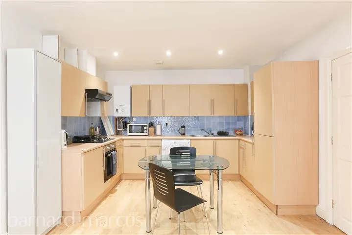 Renfrew Road, London, SE11, photo 3
