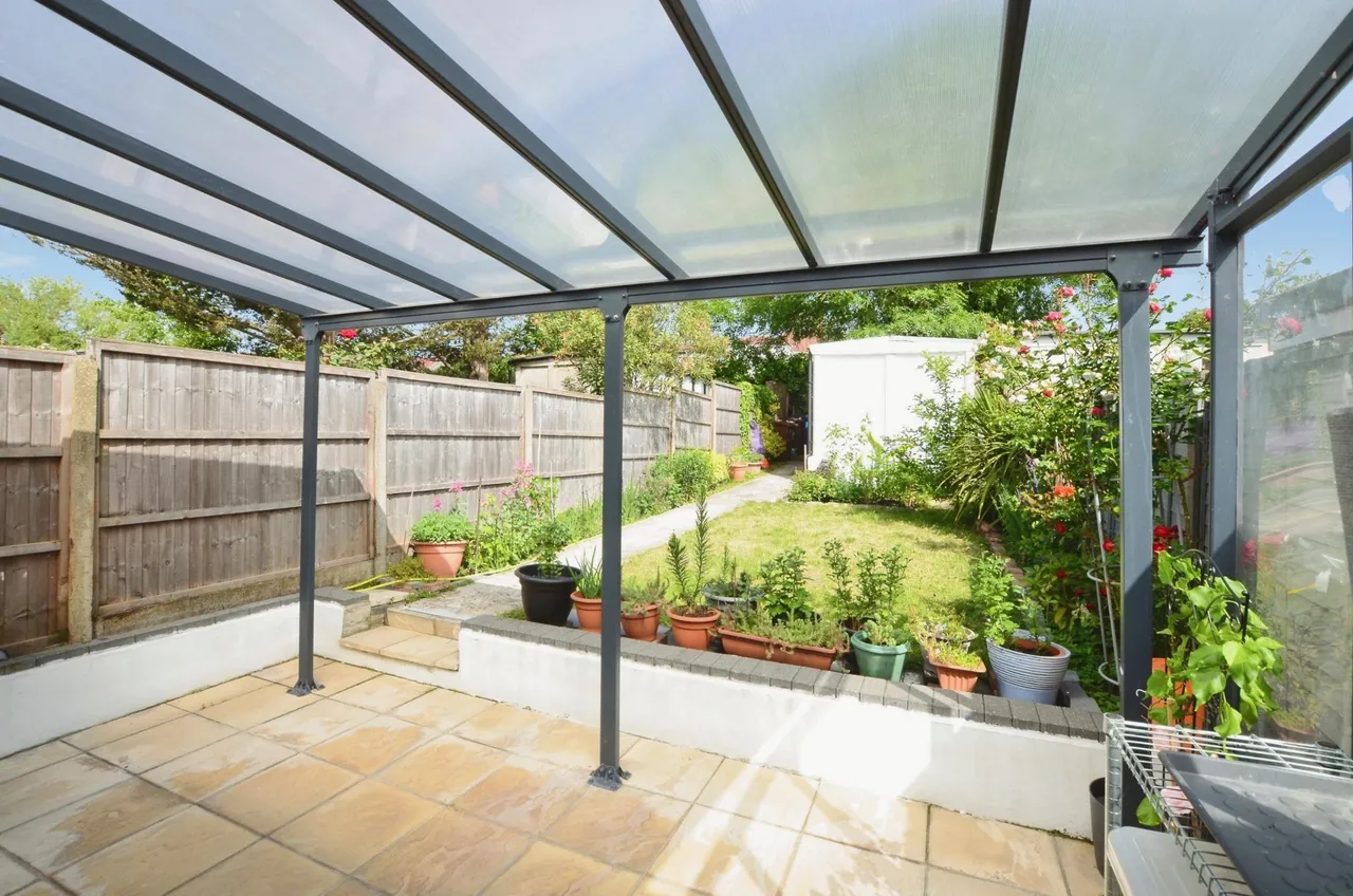 Mollison Way, Edgware, HA8, photo 16