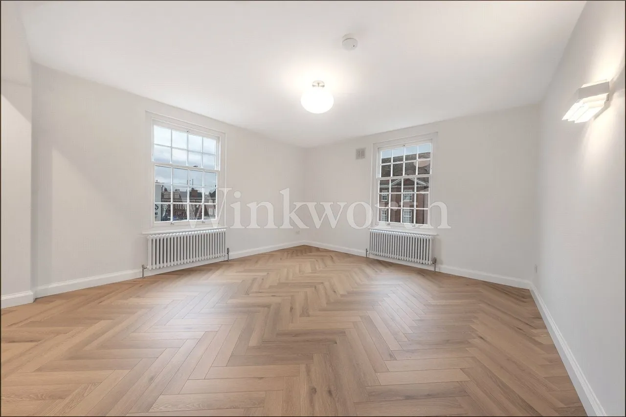 3 bed flat to rent, Finchley Road, London, NW11