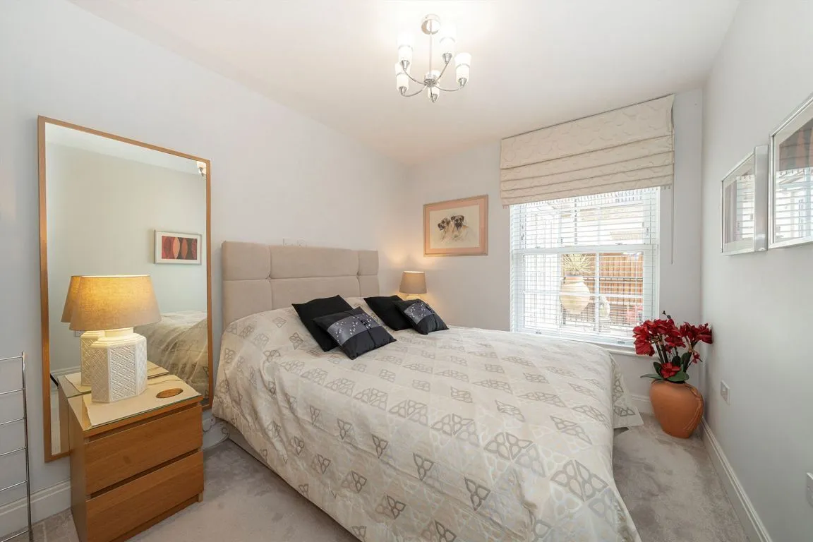 Queens Road, Weybridge, KT13, photo 7