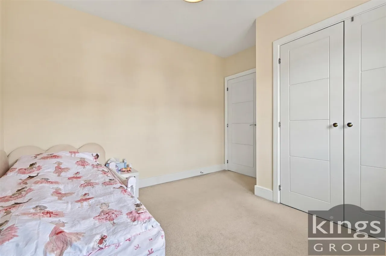 Terlings Avenue, Gilston, photo 17