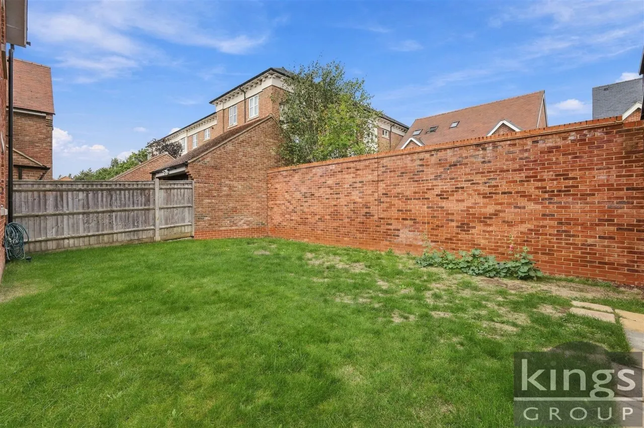 Terlings Avenue, Gilston, photo 21