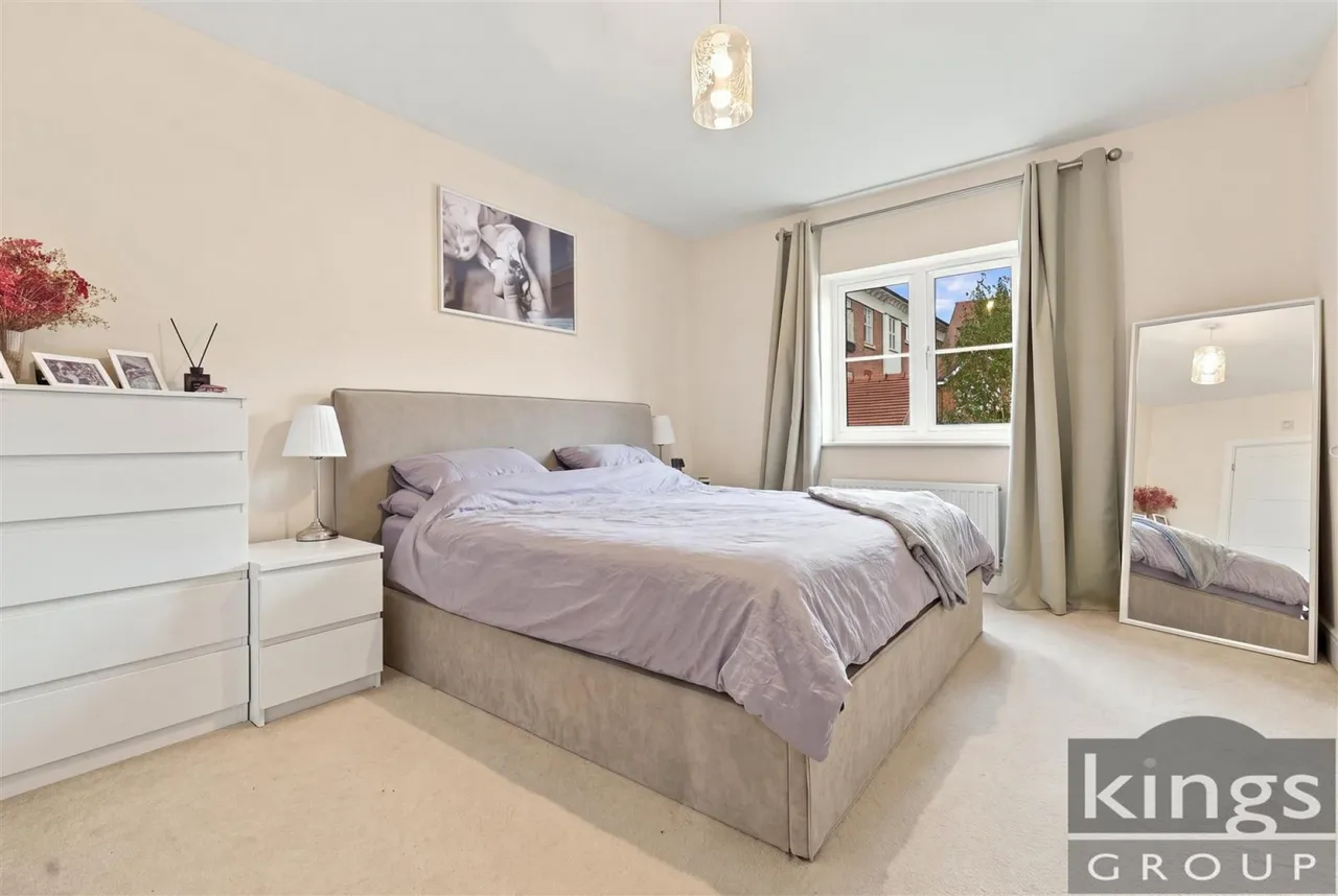 Terlings Avenue, Gilston, photo 13