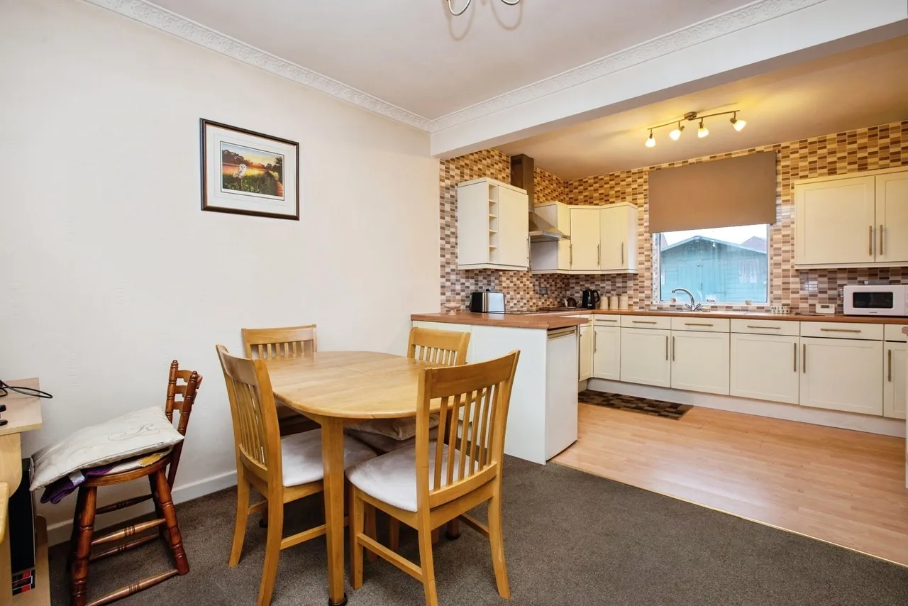 Alexandra Street, Kirkby-in-Ashfield, NG17, photo 6