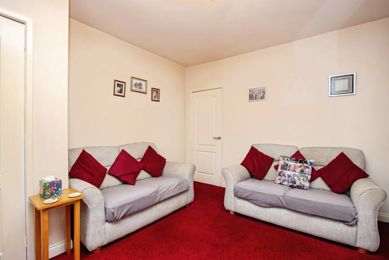 Alexandra Street, Kirkby-in-Ashfield, NG17, photo 5