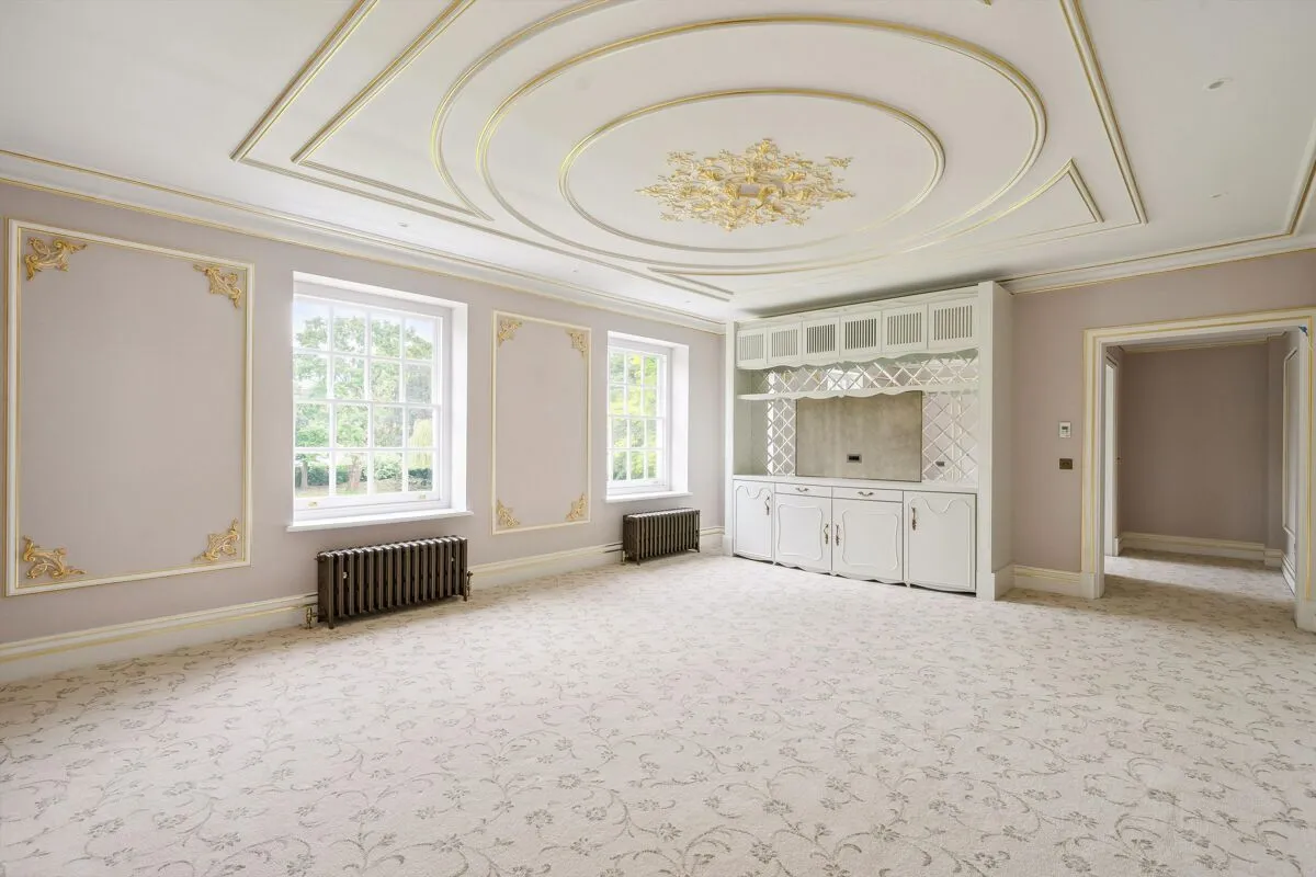 The Bishops Avenue, London, N2, photo 13