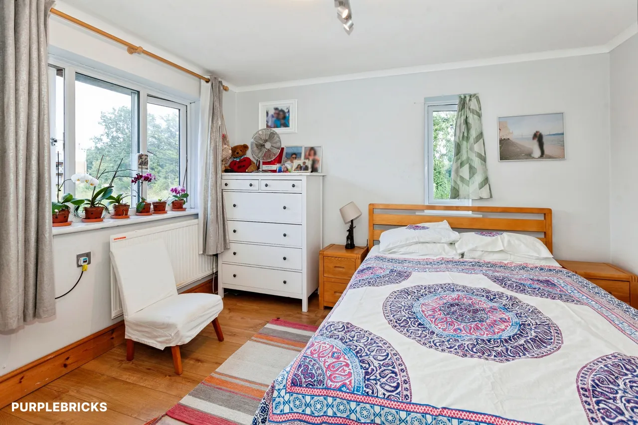 Meadowbrook Close, Slough, SL3, photo 11