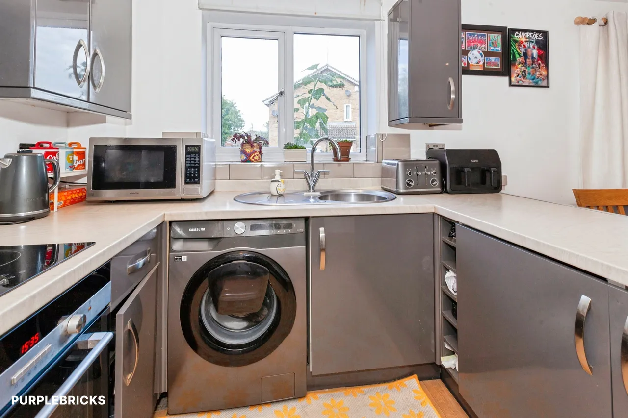 Meadowbrook Close, Slough, SL3, photo 5