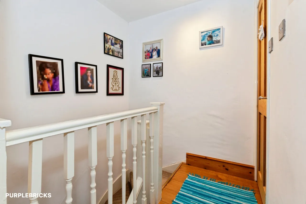 Meadowbrook Close, Slough, SL3, photo 14