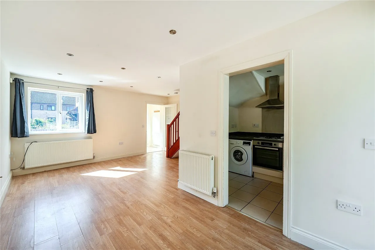 Japonica Walk, Banbury, OX16, photo 3