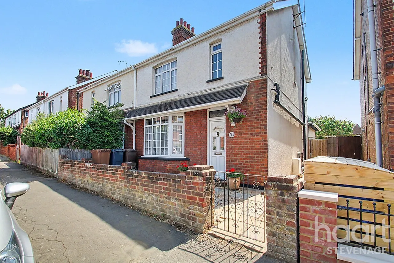 3 bed house for sale, Weston Road, Stevenage, SG1